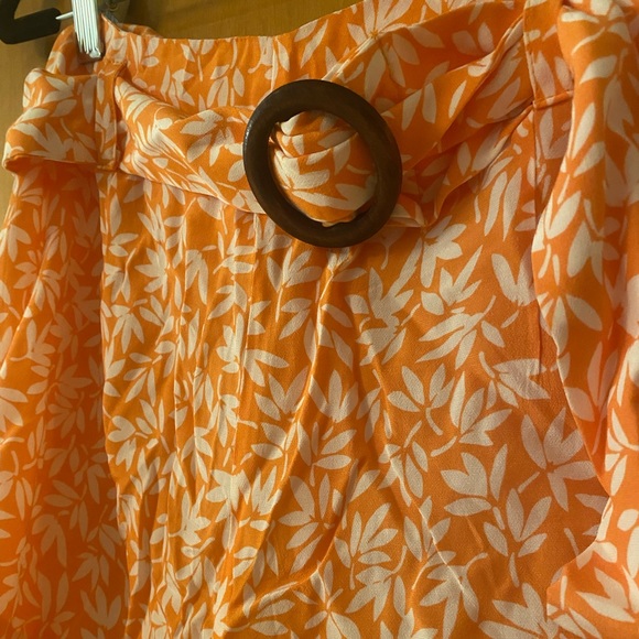 Privacy Please Shorts - Picture 4 of 6